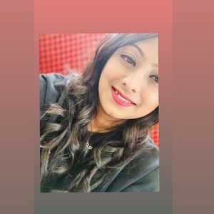 Meet your Posher, Akshita